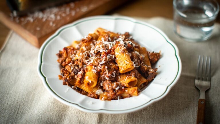 Cocina como un chef: Boloñesa espesa con rigatoni