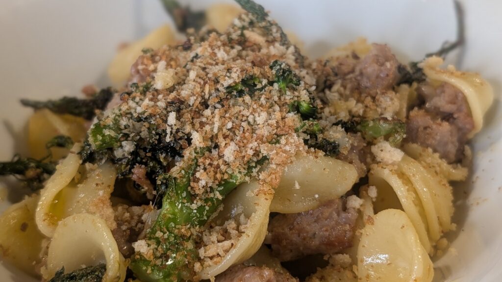 Receta de orecchiette con salchicha y brócoli de Rosaria Manchese