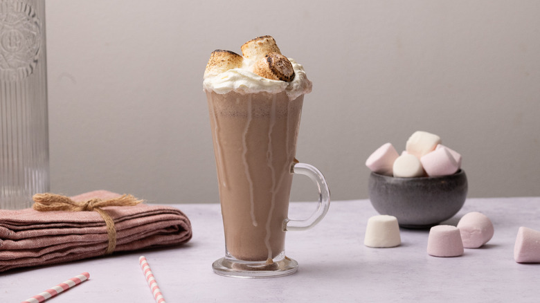 Toasted marshmallow milkshake