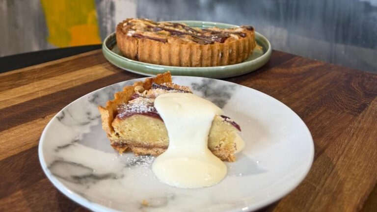 Galette de ruibarbo y ricotta de Kevin Dundon