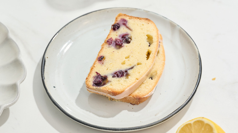 blueberry lemon pound cake slices on a plate