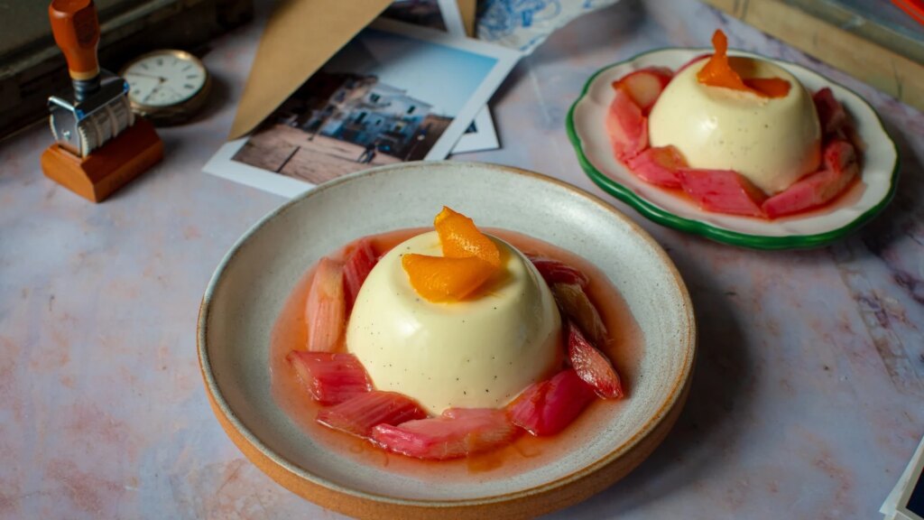 La cocina italiana de Donal: Panna Cotta de Ruibarbo y Naranja