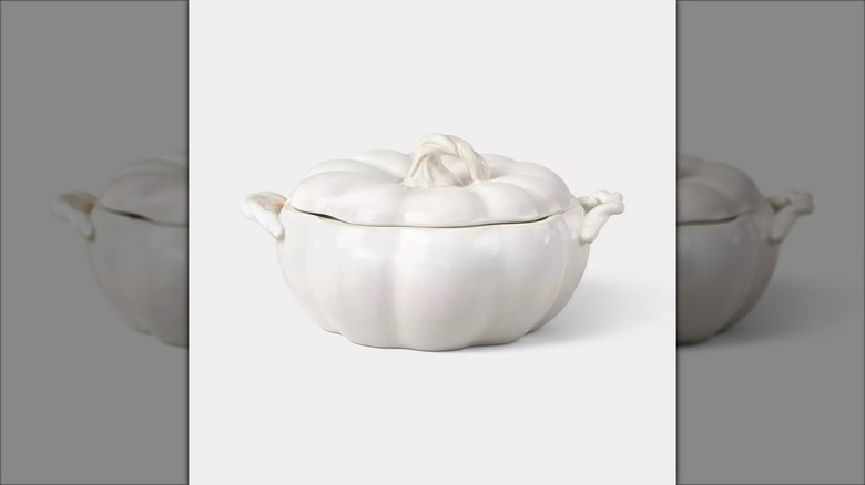 Target's Threshold white stoneware pumpkin baking dish on a white background