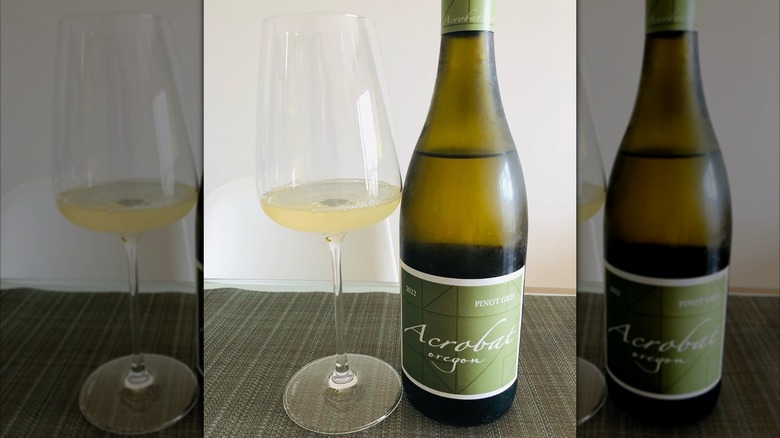 bottle and glass of Acrobat Pinot Gris white wine