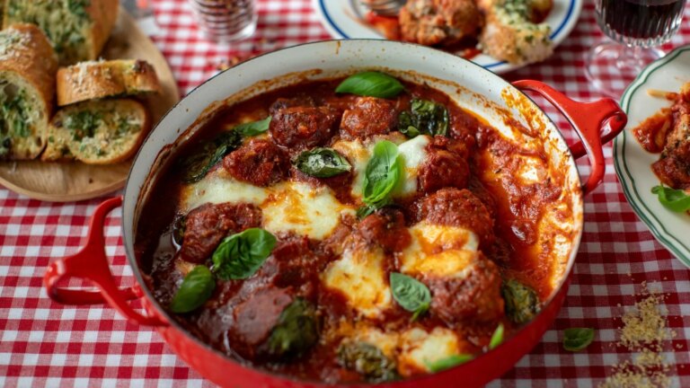 Cocina italiana de Donal: Albóndigas al horno y pan de ajo