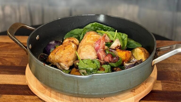 Pollo al vinagre de malta con setas - Receta de Paul Flynn
