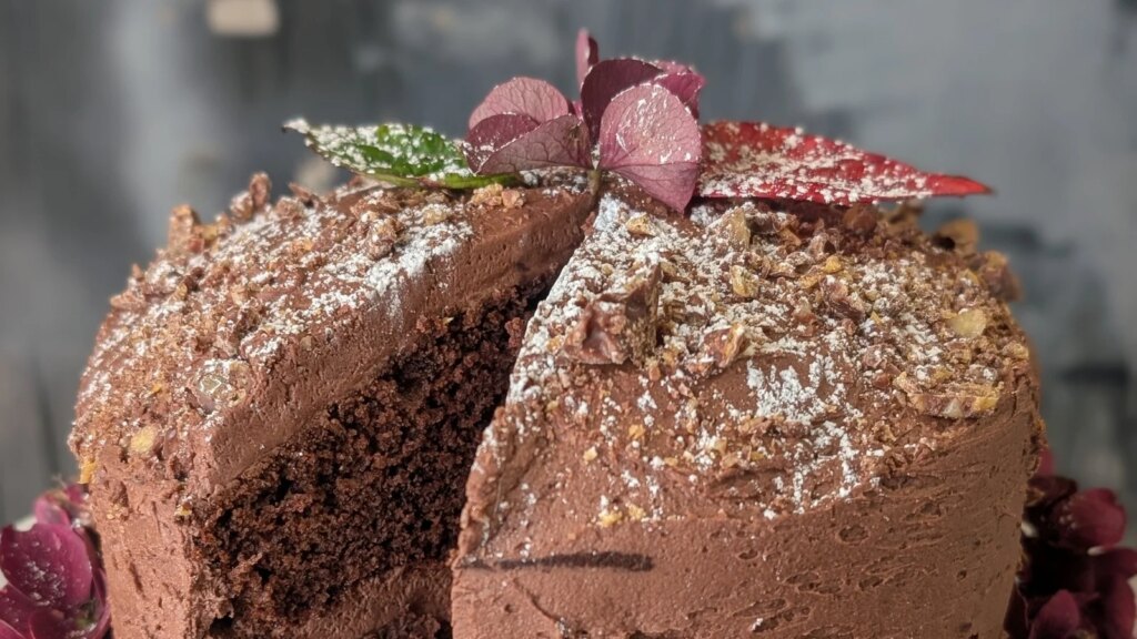 Pastel de yogur griego con chocolate de Eunice Power