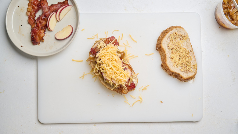 cooked bacon on paper towel lined plate