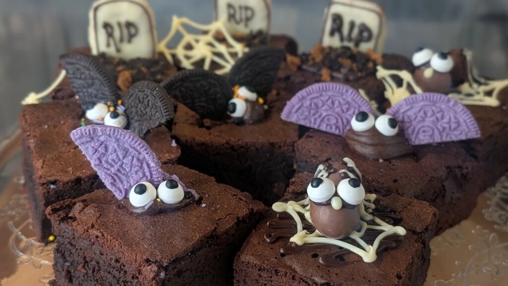 Brownies en forma de murciélago para Halloween de Mags Roche: Hoy